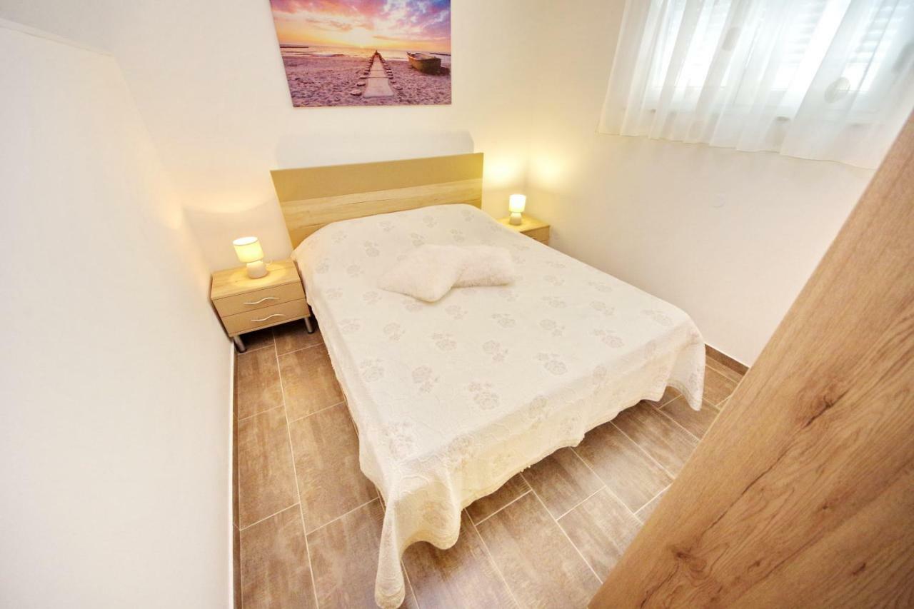 Ferienwohnung Gabi 3 Zadar Exterior foto