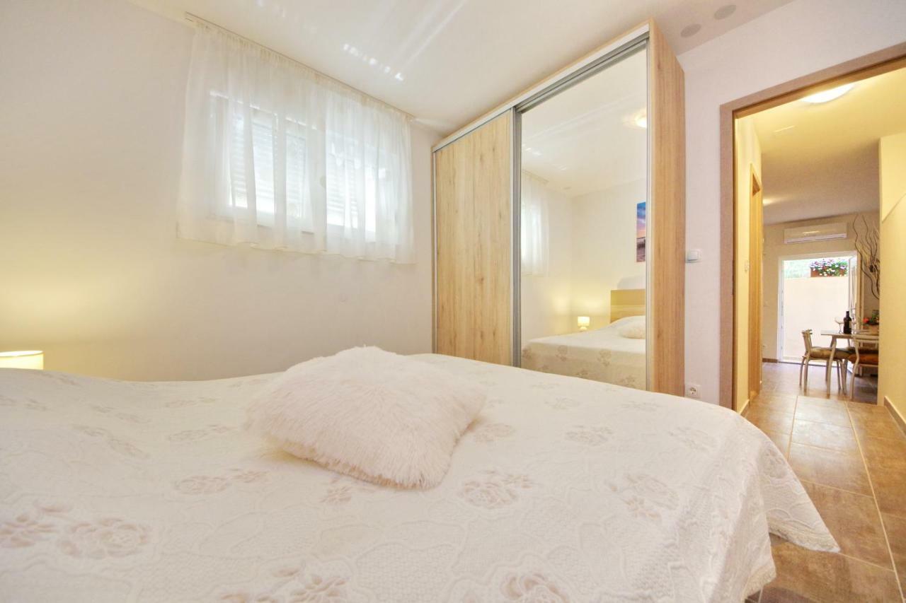Ferienwohnung Gabi 3 Zadar Exterior foto