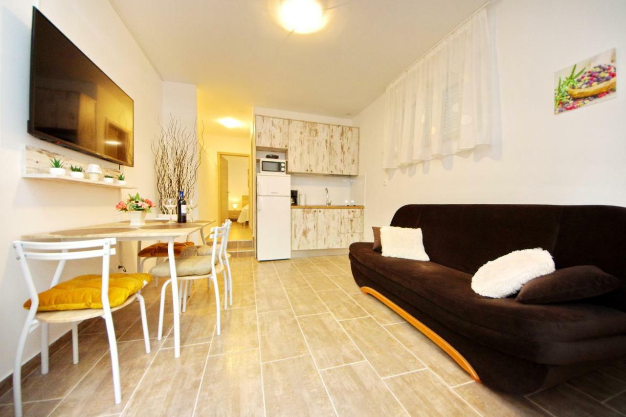 Ferienwohnung Gabi 3 Zadar Exterior foto